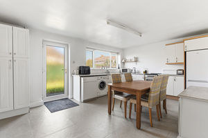 Photo 19- click for photo gallery